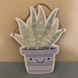 NWT potted plant -cactus 🌵 w/a smile - wall decor